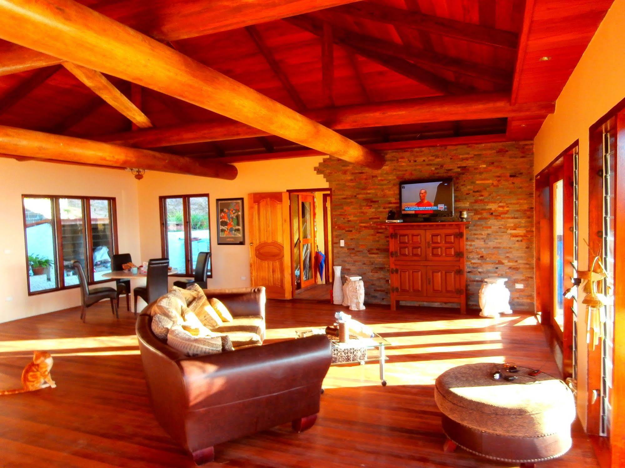 Korovesi Sunshine Villas Savusavu Ngoại thất bức ảnh