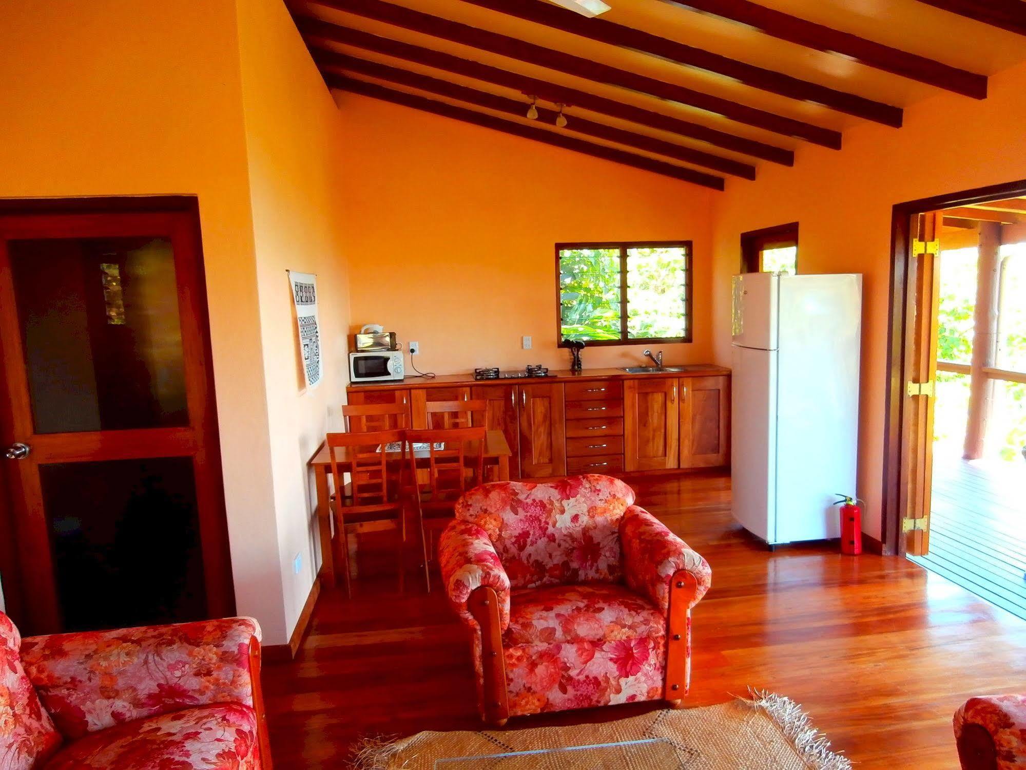 Korovesi Sunshine Villas Savusavu Ngoại thất bức ảnh