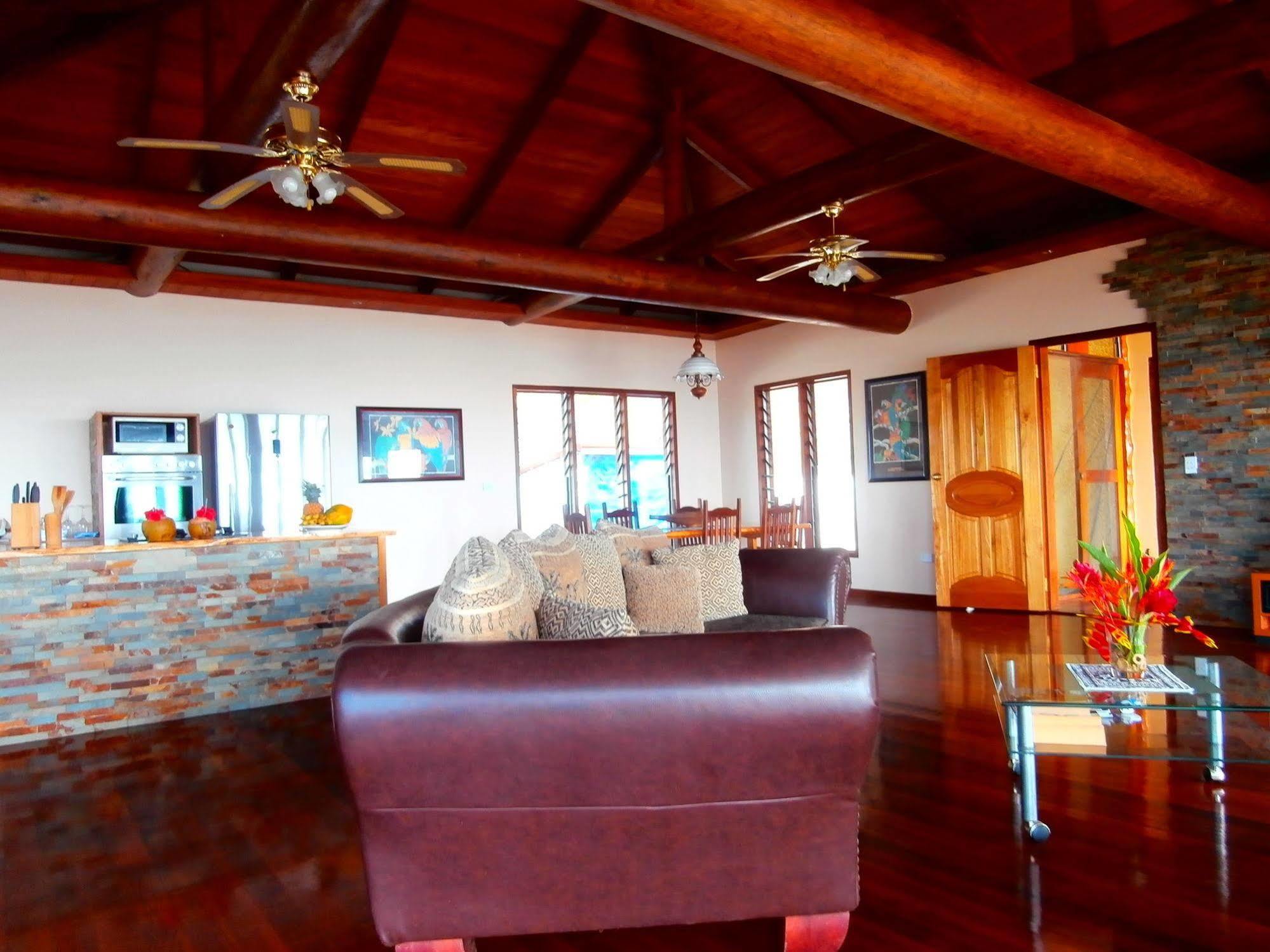 Korovesi Sunshine Villas Savusavu Ngoại thất bức ảnh