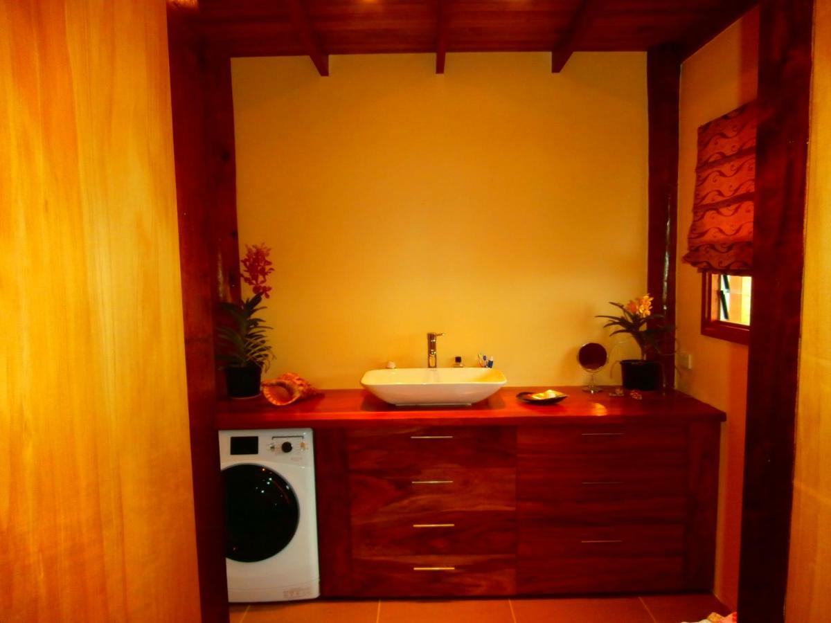 Korovesi Sunshine Villas Savusavu Ngoại thất bức ảnh